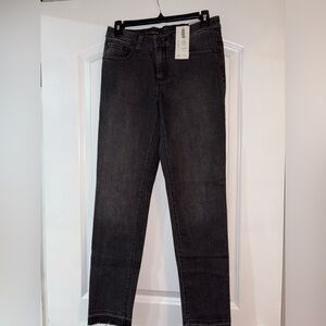 NWT Chico's Distressed Black Skinny Jeans Classic Fit Size 0 Tall